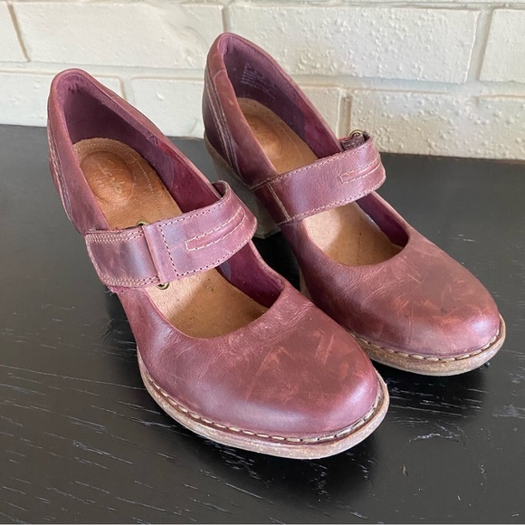 Clarks Womens Carleta Prato Mary Jane Heels Size 7 Leather Academia Comfort - Picture 2 of 7
